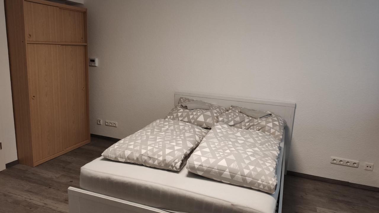 Homestay Schoene Zentrale Zimmer In *