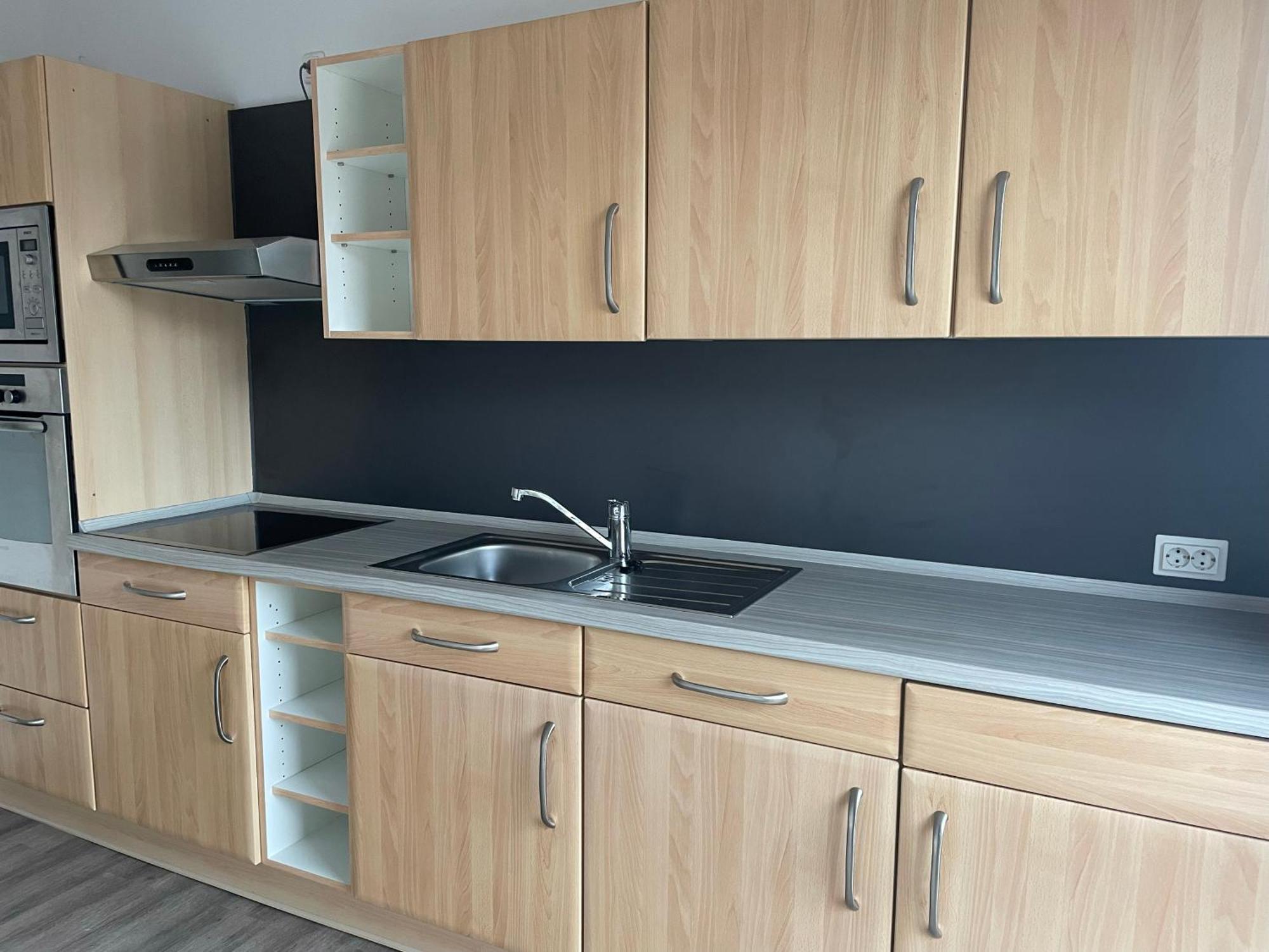 Schoene Zentrale Zimmer In *